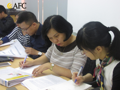 Kế to&aacute;n dừng ở việc ghi ch&eacute;p thủ c&ocirc;ng