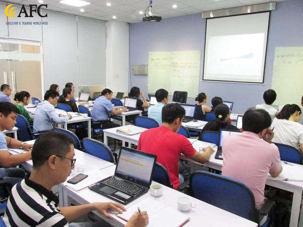 Lớp CFO lu&ocirc;n nhận được sự tham gia ủng hộ của rất đ&ocirc;ng học vi&ecirc;n