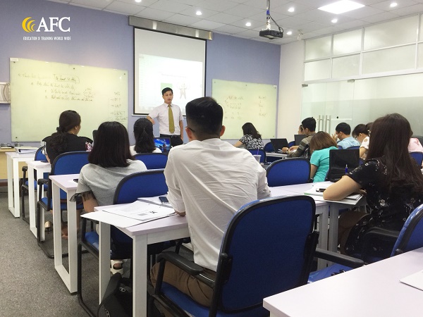 Chuy&ecirc;n gia Đặng Đức Sơn tham gia giảng dạy nội dung n&agrave;y