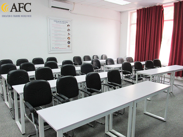 Phòng học số 2 có sức chứa khoảng 30 - 40 học viên