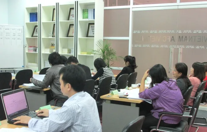 AFC-Vietnam-khai-giang-thanh-cong-khoa-Giam-doc-Tai-chinh-Khoa-V-ngay-23112013-2013-12-18-02-59-34