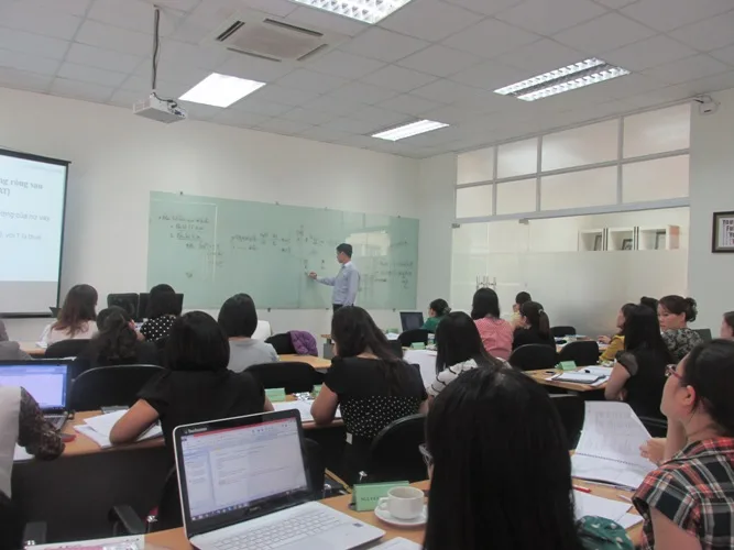 AFC-Vietnam-khai-giang-thanh-cong-khoa-hoc-Phan-tich-tai-chinh-danh-cho-ke-toan-tong-hop-13042014-2014-10-24-04-39-52