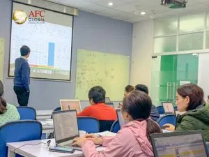 CFO-K43-thuc-hanh-Quan-tri-tai-chinh-du-an-dau-tu-cung-chuyen-gia-2019-12-24-09-02-19