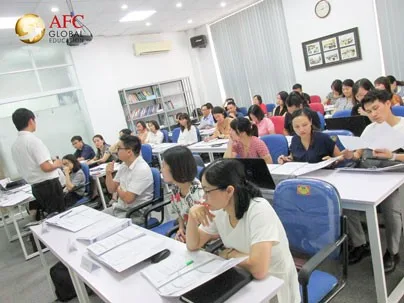 Chuong-trinh-Giam-doc-Tai-chinh-CFO-K40-khai-giang-tai-Ha-Noi-2019-08-12-04-30-41