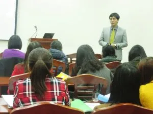 Chuong-trinh-Quan-tri-Rui-Ro-Tai-chinh-va-Lap-ke-hoach-Dong-tien-trien-khai-tai-Hoc-vien-Ngan-Hang-2016-01-28-08-32-28