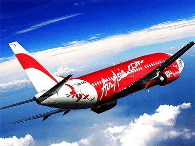 Giac-mo--vut-bay-cua-ong-chu-Air-Asia-2012-02-21-13-39-43