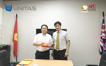Vien-quan-tri-tai-chinh-afc-gap-go-Truong-Nhat-ngu-Unitas-Tokyo-2019-04-24-07-03-21