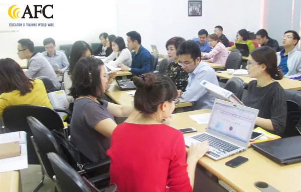 Giờ thực hành lớp CFO